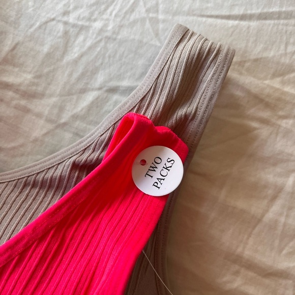 NWT Pro-Fit Seamless Ribbed Bra Top 2-Pack (Large) Pink & Taupe - Picture 5 of 12